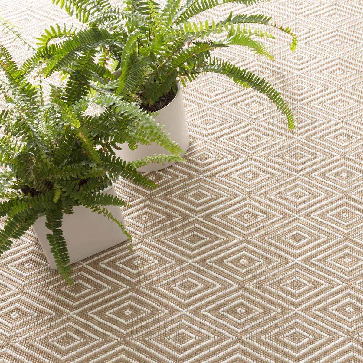 Diamond Indoor/Outdoor Rug, Khaki/White, detail - Starboard Lane