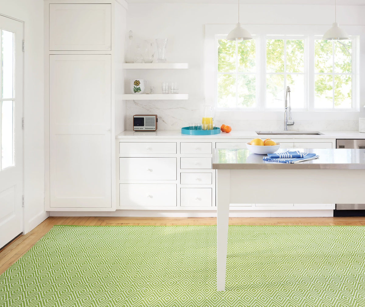 Diamond Indoor/Outdoor Rug, Sprout/White, detail - Starboard Lane