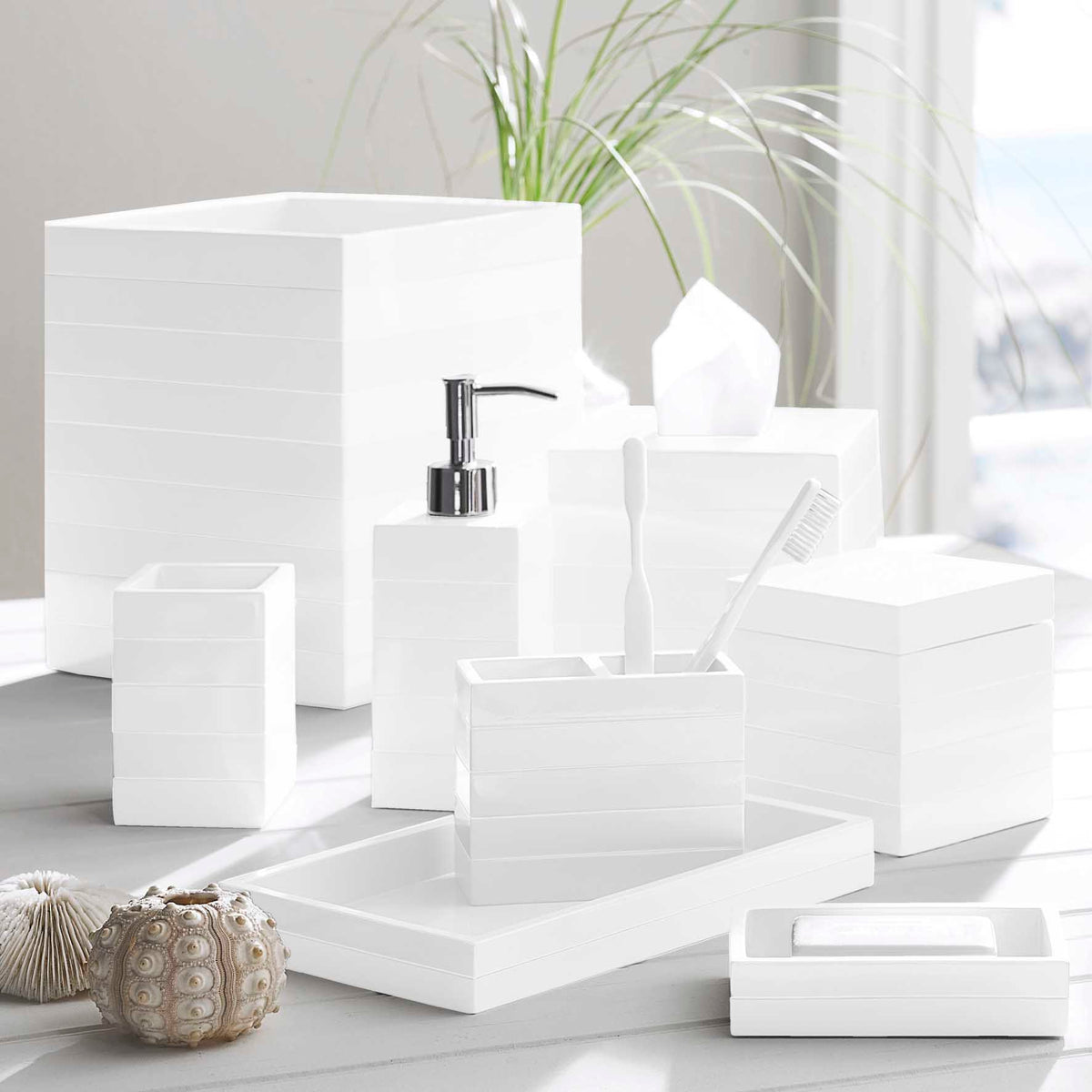 Cabana White Bath Accessories