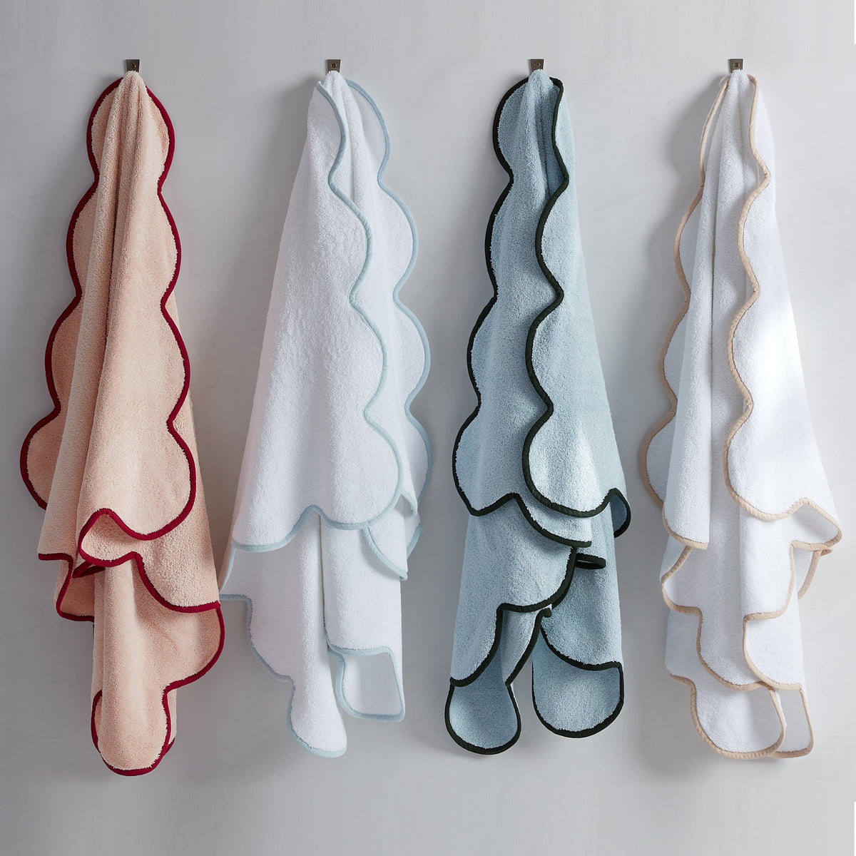 Chairish Scalloped Bath Towels