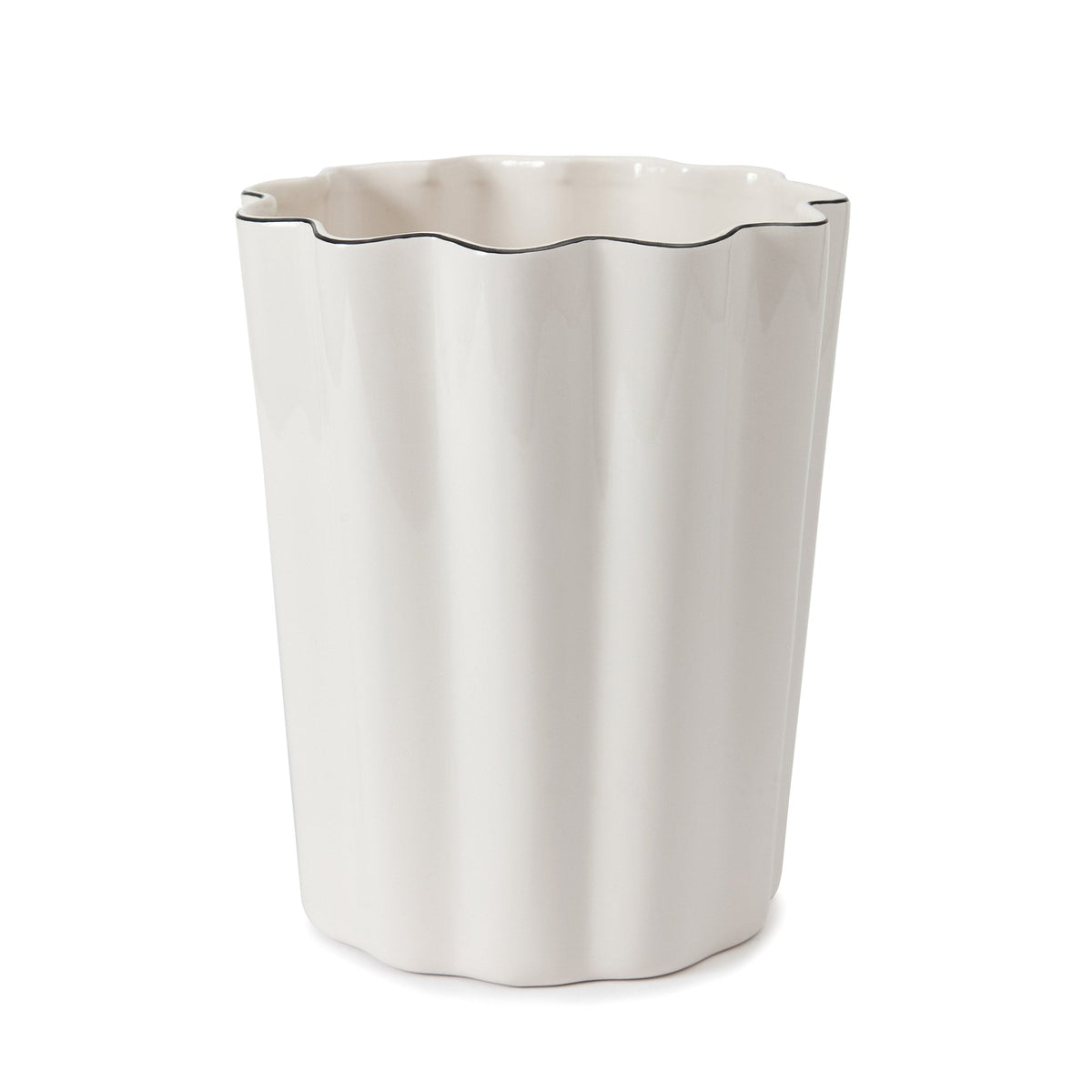 Le Marais Bath Accessories in Black, Waste Basket